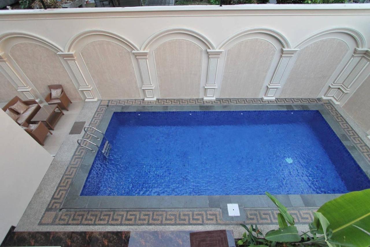 Villa Fernasya House à Yogyakarta Extérieur photo